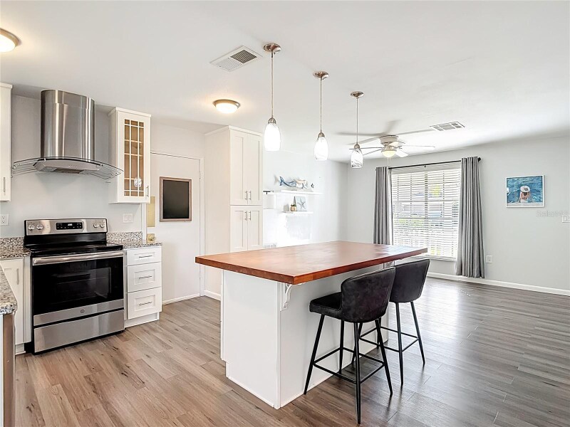 Building Photo - 13004 Spicebox Way