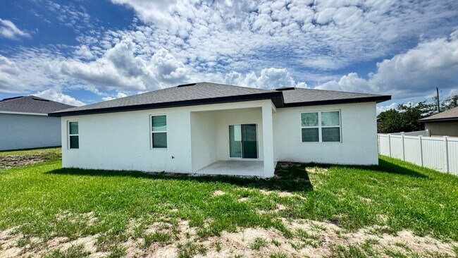 Building Photo - Beautiful 4 Br/2 Ba Home in Poinciana!!