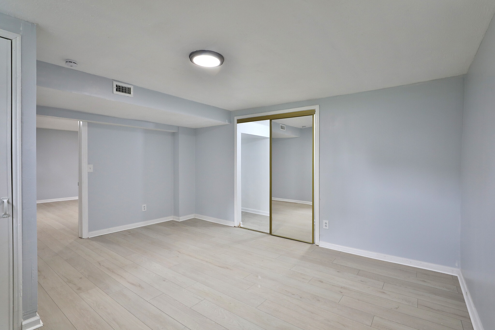 Building Photo - 4474 Starrett Rd