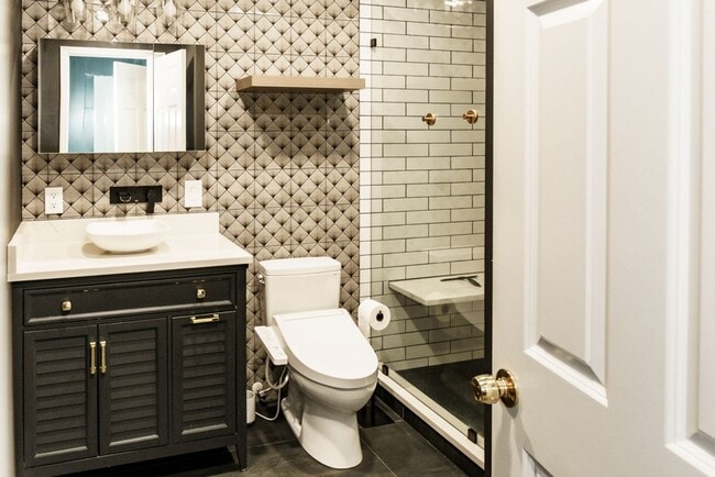 Building Photo - Beautiful 4 bedroom in the heart of Mossy Oaks!