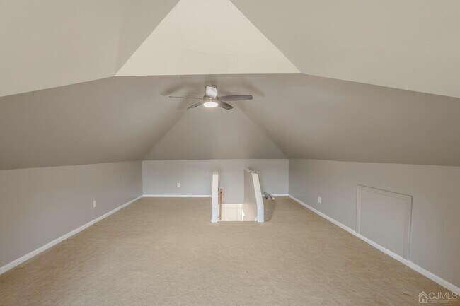 Building Photo - 49 Riva Ave