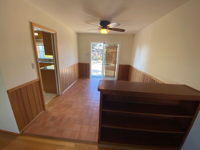 Building Photo - 1651 Chiswick Ct