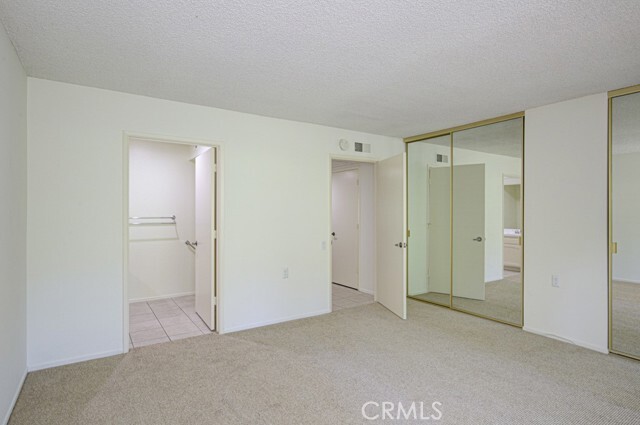 Building Photo - 5373 Avenida Sosiega