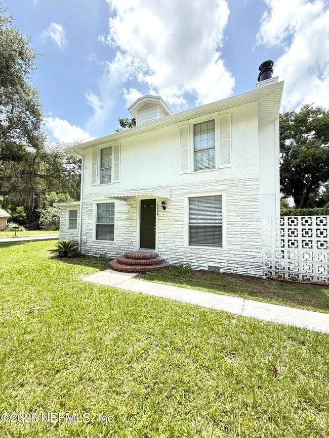 Building Photo - 5336 Cruz Rd