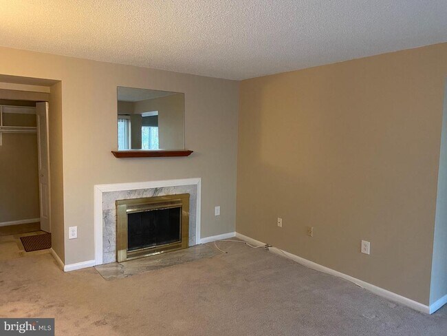 Building Photo - 11723 Karbon Hill Ct