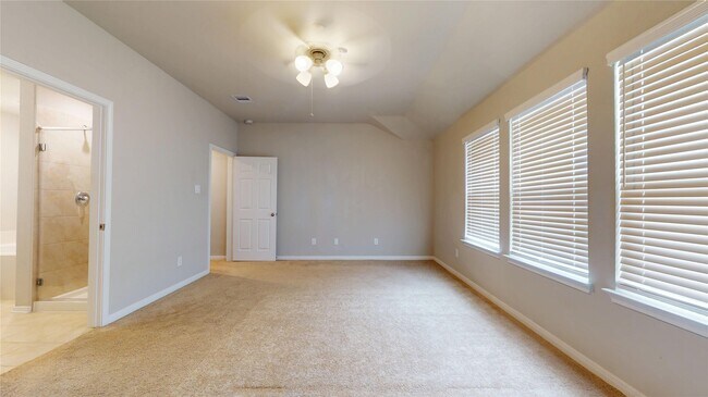 Building Photo - 519 Dr. Martin Luther King Jr. Dr.