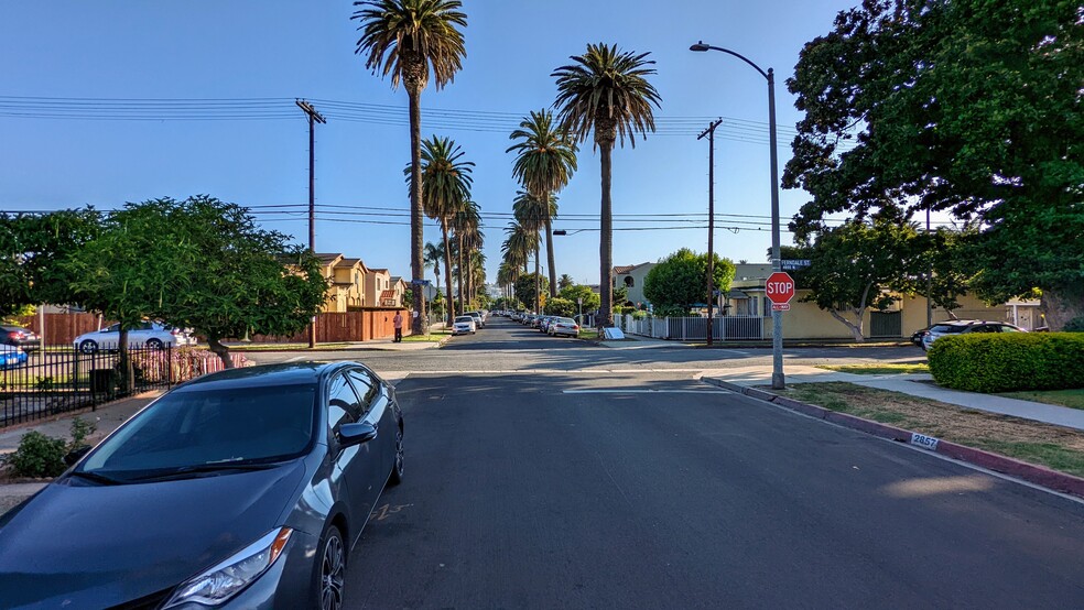 Tree Lined Street - 2852 S Palm Grove Ave