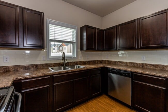 Building Photo - 500 Caldwell Loop