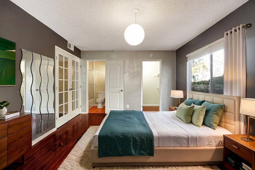 Building Photo - 9103 Summertime Ln