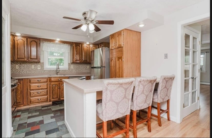 Kitchen - 167 Mendon Rd