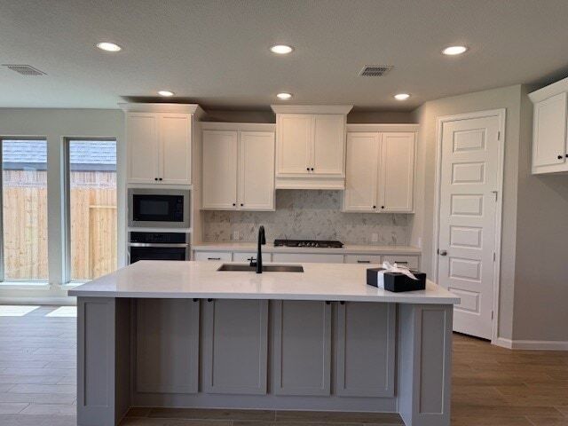 Building Photo - 10918 Spring Wind Dr