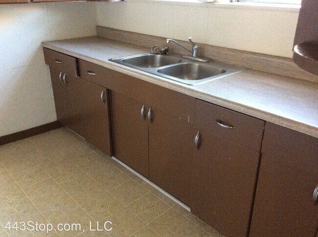 Building Photo - 3 br, 1 bath House - 401 South William St.