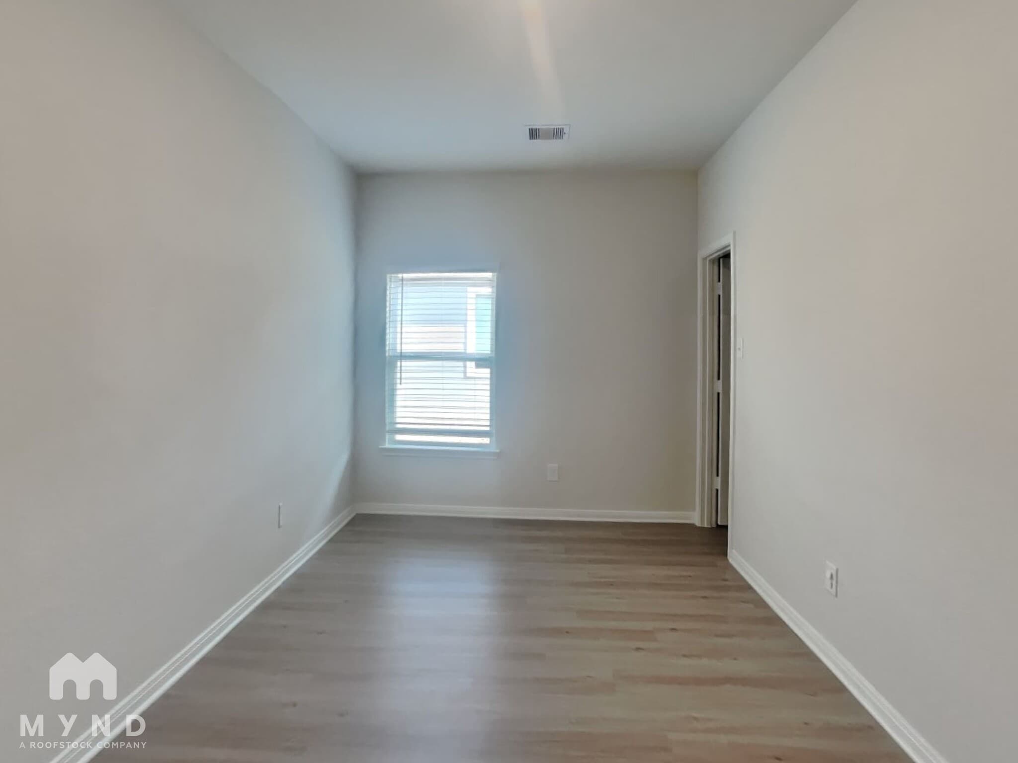 Building Photo - 15635 Plum Brk Dr