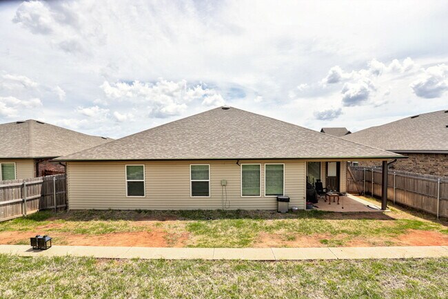 Building Photo - 14701 Travertine Fls Ln
