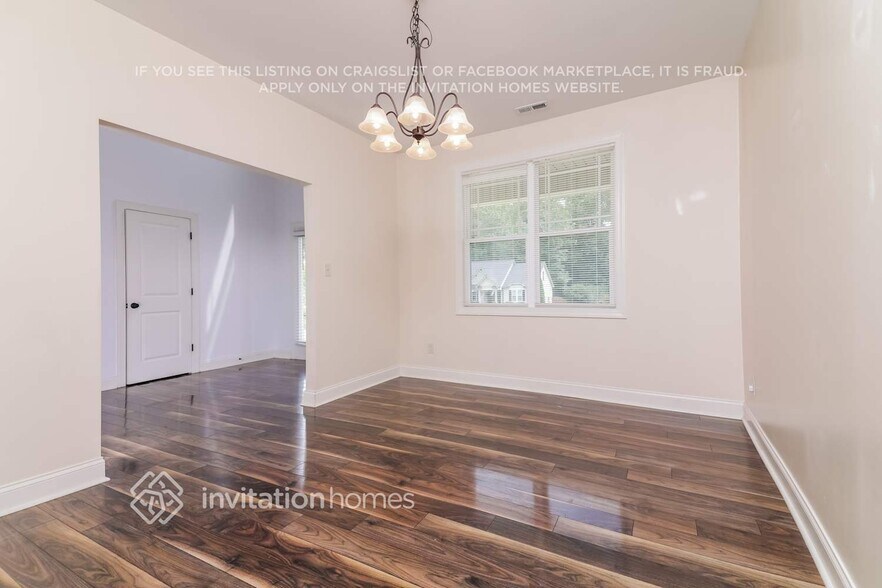 Building Photo - 126 Langdon Pointe Dr