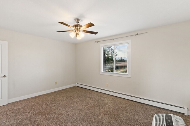 Building Photo - 2407 Virgo Dr