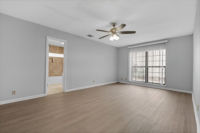 Building Photo - One Story Rental Home located near FM 78 and Walzem available for asap move in!