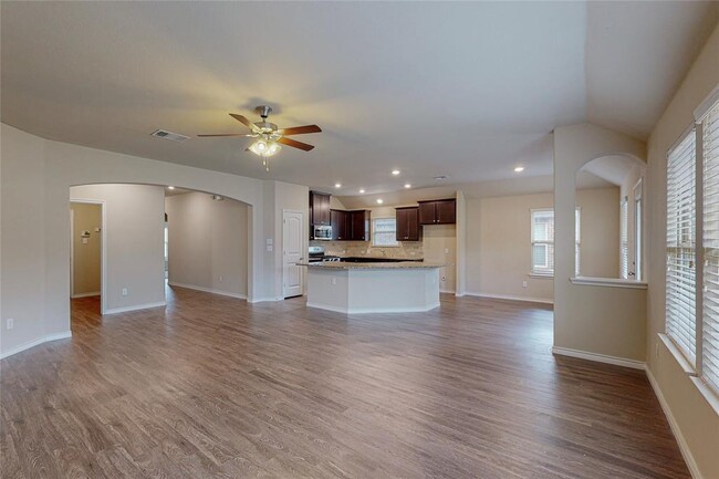 Building Photo - 2917 Colorado Dr