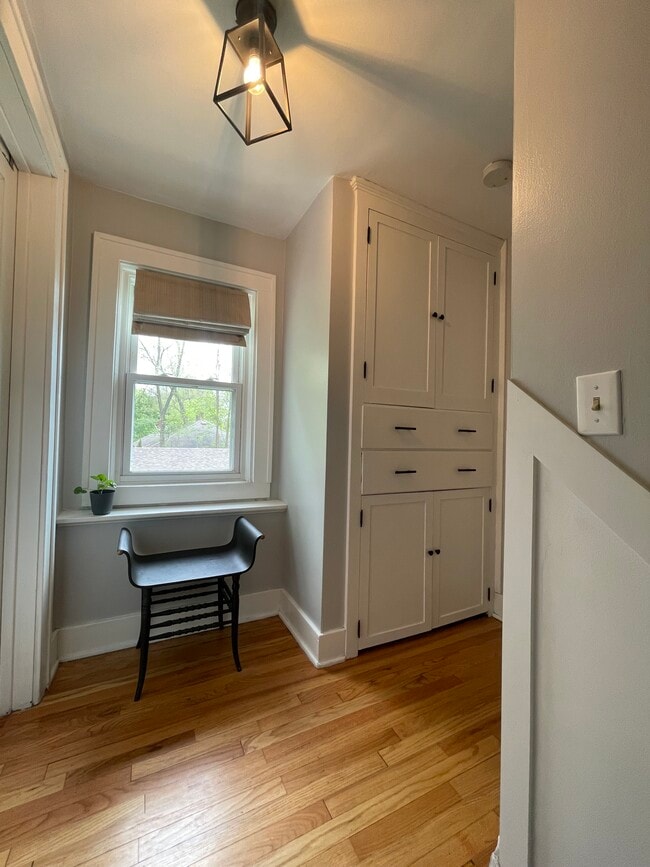 Building Photo - 2528 Jefferson Ave