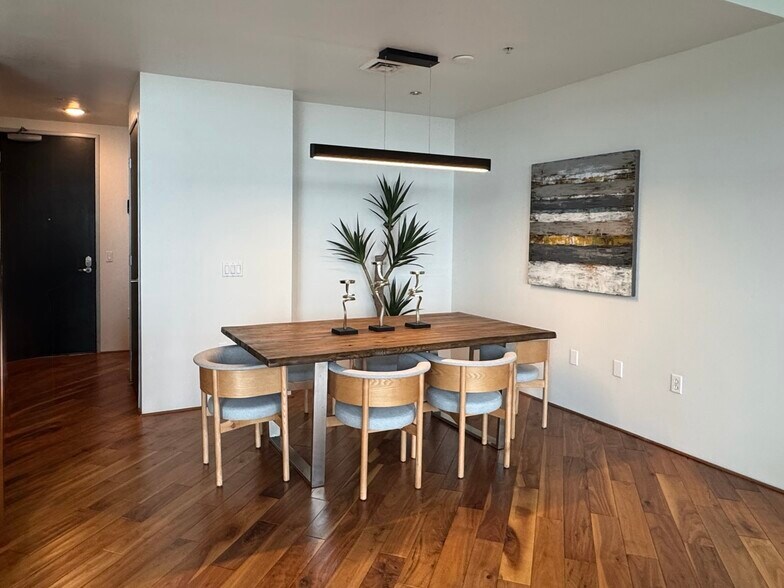 Building Photo - 1494 Union St