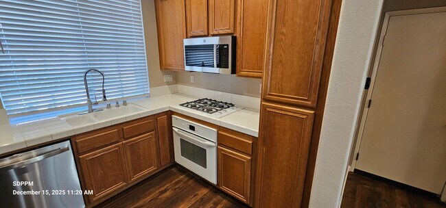 Building Photo - 4S RANCH / SAN DIEGO - Nice 3 Bedroom / 2.5 Bath House  AVAILABLE NOW!!