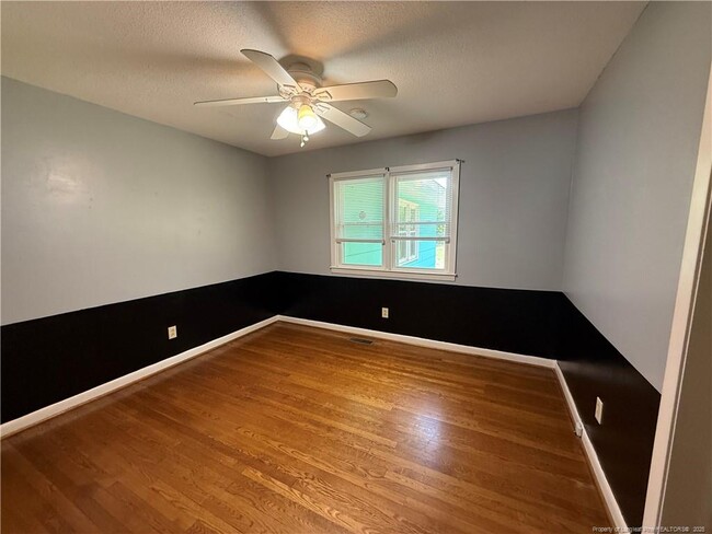 Building Photo - 611 Galloway Dr