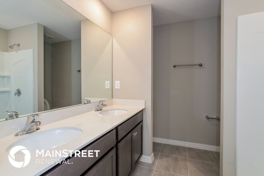 Building Photo - 1126 Union Ave