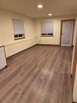 Building Photo - 620 Lincoln St