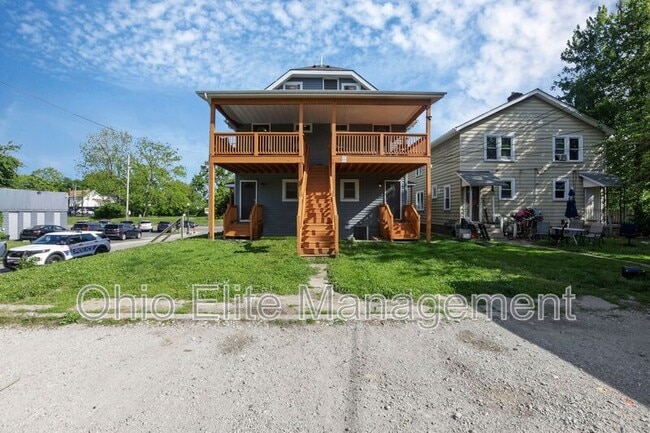 Building Photo - 2023 Sullivant Ave
