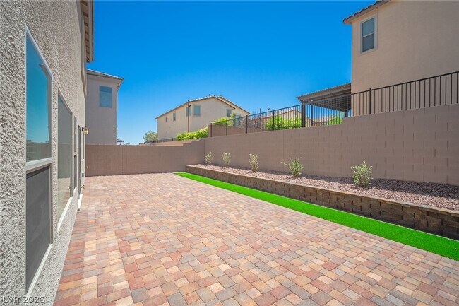 Building Photo - 7721 Weekes Ct