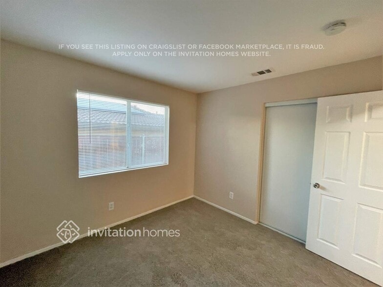 Building Photo - 781 Hillview St
