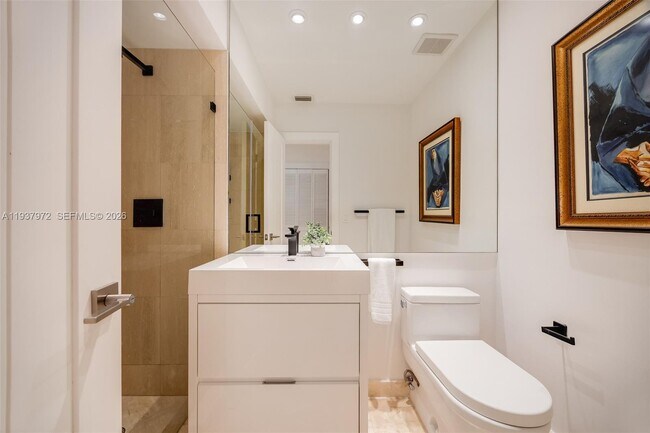 Building Photo - 7230 Vistalmar St