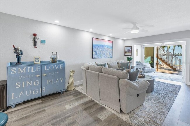 Building Photo - 800 Madonna Blvd