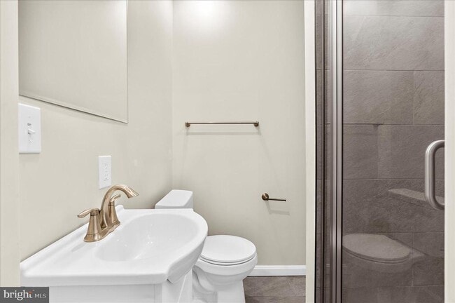 Building Photo - 38 Bloomsbury Ave