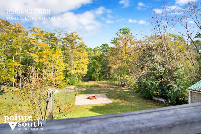 Building Photo - 18870 Highland Dr