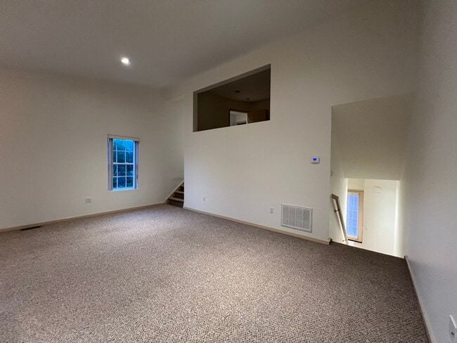 Building Photo - 69 Tiara Ct