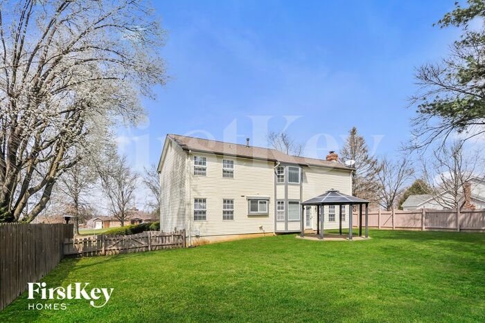 Building Photo - 1722 Treetop Dr