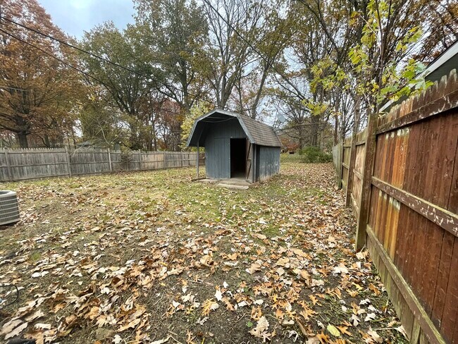 Building Photo - 311 Burke Ave