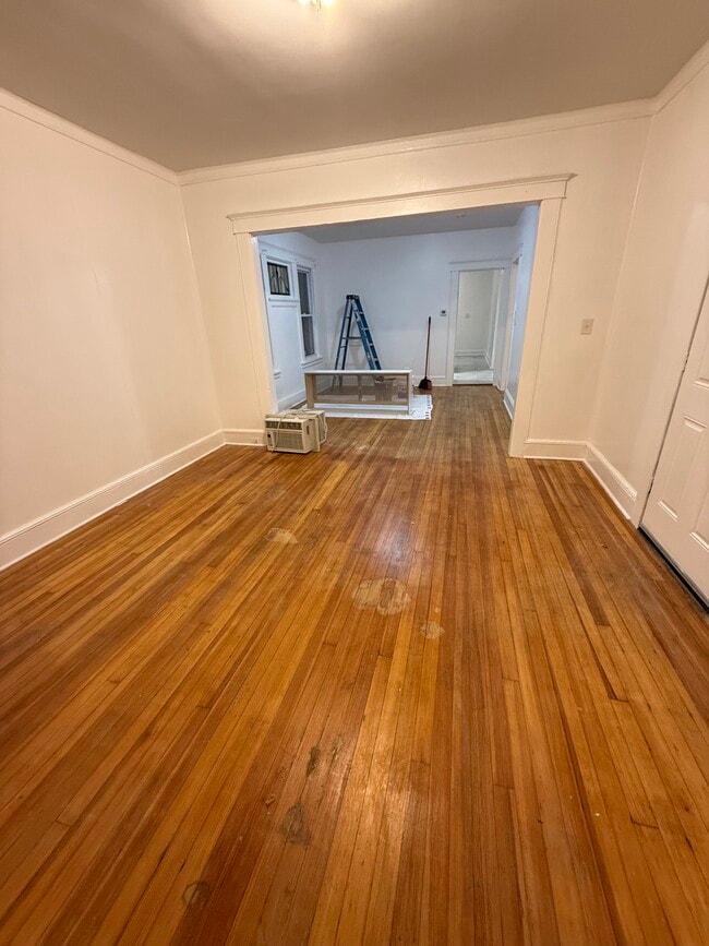 Building Photo - 16 N 7th St