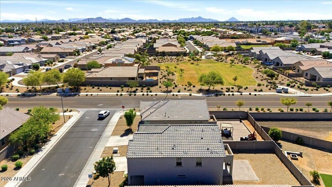 Building Photo - 7119 W Golden Ln
