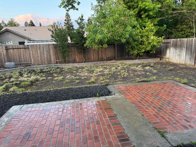 Building Photo - 6320 Di Lusso Dr