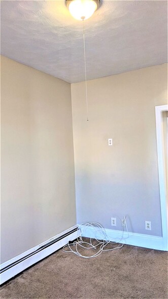 Building Photo - 8-12 Flora Street