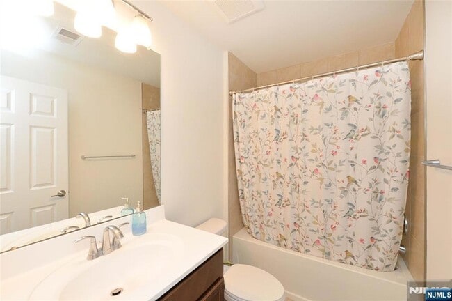 Building Photo - 12-48 Plaza Road Unit