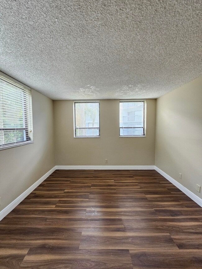 Building Photo - 2000 N Congress Ave