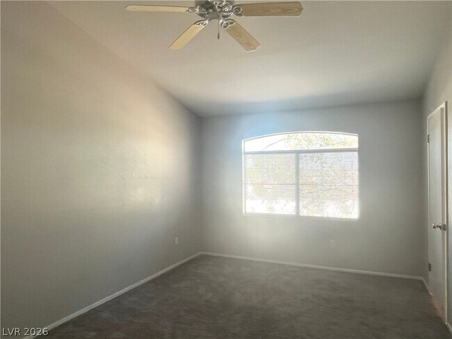 Building Photo - 5415 W Harmon Ave