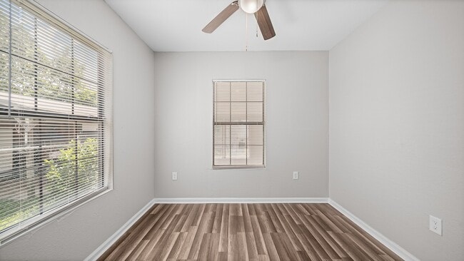 Building Photo - 1322 Magnolia St