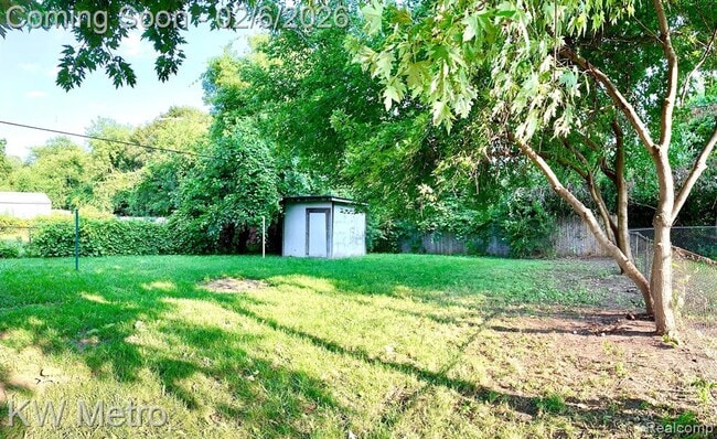 Building Photo - 13231 Albany St