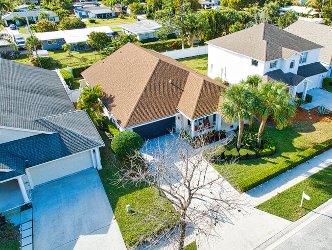 Building Photo - 252 Clocktower Dr