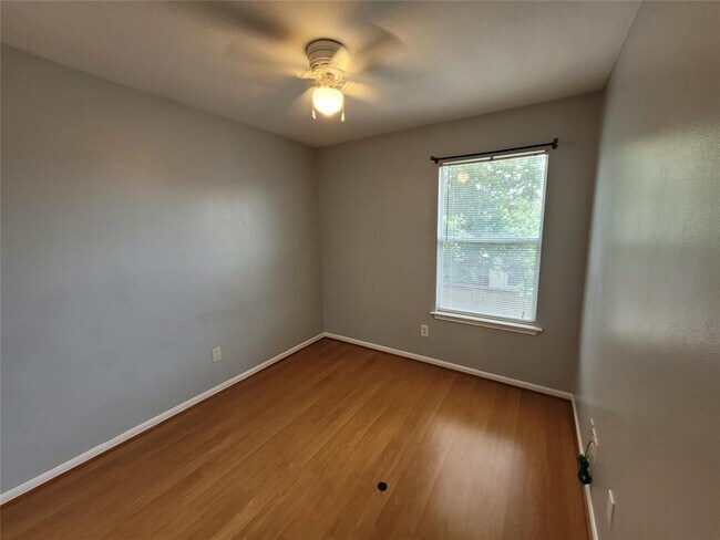 Building Photo - 19410 Cavern Springs Dr