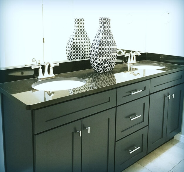 Primary bath vanity - 14938 S Emerald Pools Ln